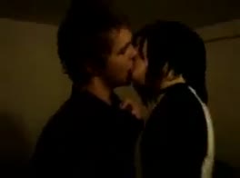 Hot Emo kiss and tell